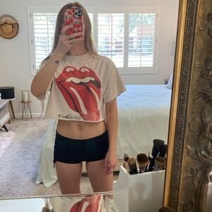🌼 Rolling Stones Crop Top medium